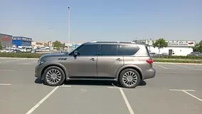 Infiniti QX80