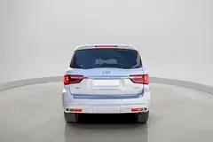 Infiniti QX80