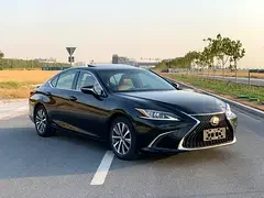 Lexus ES-Series