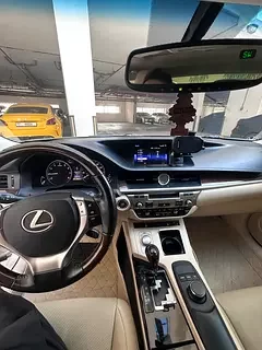 Lexus ES-Series