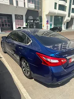 Nissan Altima