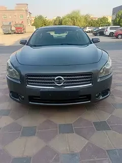 Nissan Maxima
