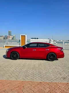 Nissan Maxima