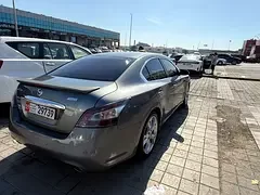 Nissan Maxima