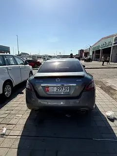 Nissan Maxima