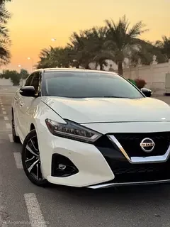 Nissan Maxima