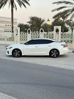 Nissan Maxima