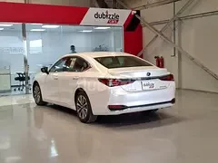 Lexus ES-Series