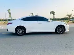 Lexus ES-Series