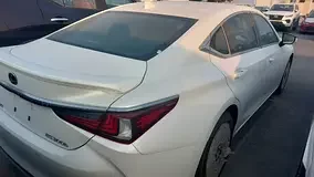 Lexus ES-Series