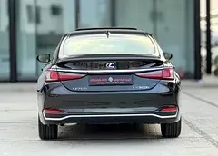 Lexus ES-Series