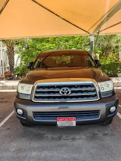 Toyota Sequoia