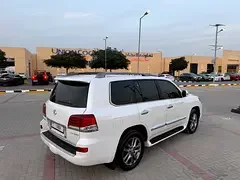 Lexus LX-Series