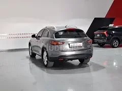Infiniti FX45/FX35