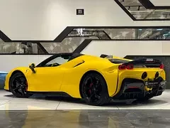 Ferrari SF90 Spider
