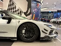 Ferrari SF90 Spider
