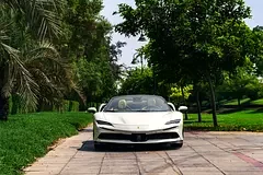 Ferrari SF90 Spider