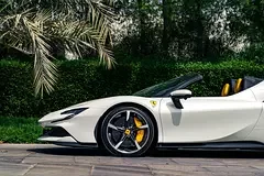 Ferrari SF90 Spider