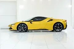 Ferrari SF90 Spider