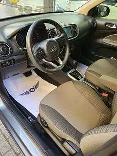 Kia Pegas