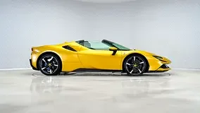 Ferrari SF90 Spider