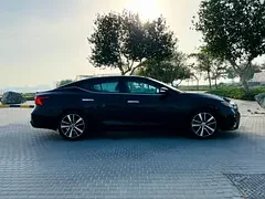 Nissan Maxima