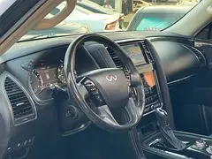 Infiniti QX80