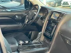 Infiniti QX80