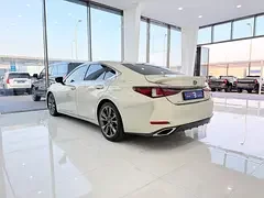 Lexus ES-Series