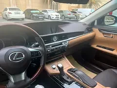 Lexus ES-Series