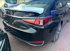 Lexus ES-Series