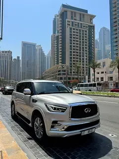 Infiniti QX80