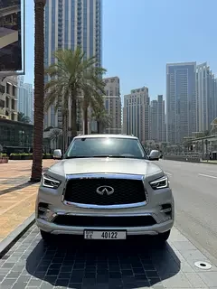 Infiniti QX80