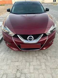 Nissan Maxima