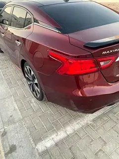 Nissan Maxima