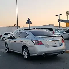 Nissan Maxima