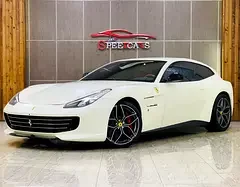 Ferrari GTC4 Lusso T