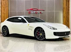 Ferrari GTC4 Lusso T