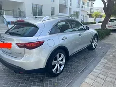 Infiniti FX50