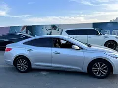 Hyundai Azera