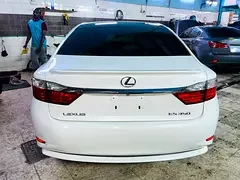 Lexus ES-Series
