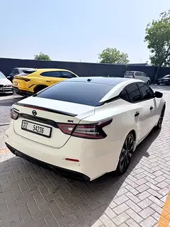 Nissan Maxima