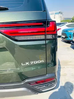 Lexus LX-Series