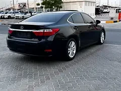 Lexus ES-Series