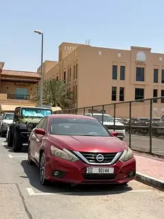 Nissan Altima
