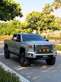 GMC Sierra