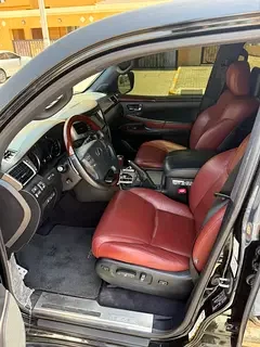 Lexus LX-Series