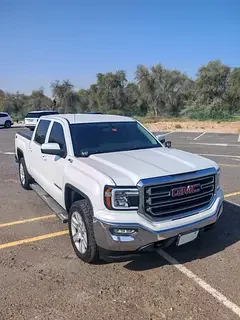 GMC Sierra