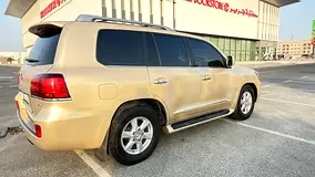 Lexus LX-Series