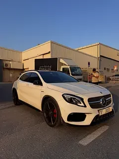 Mercedes-Benz GLA-Class